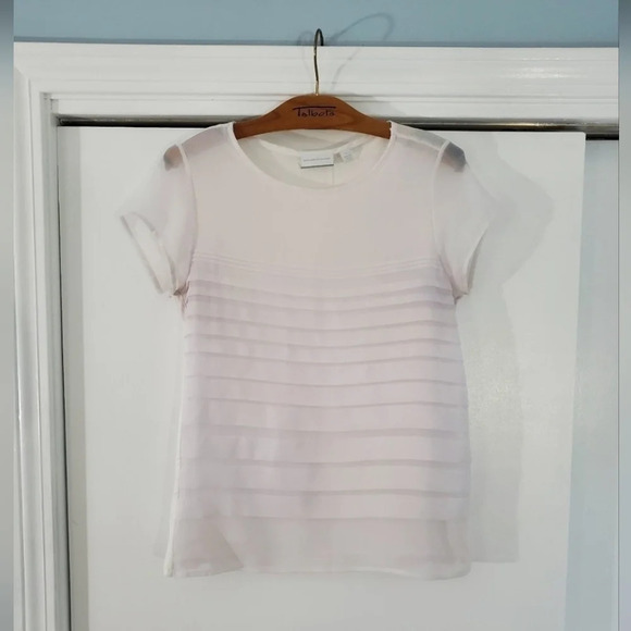 New York & Company White Short Sleeve Scoop Neck XSmall Blouse - Picture 1 of 10